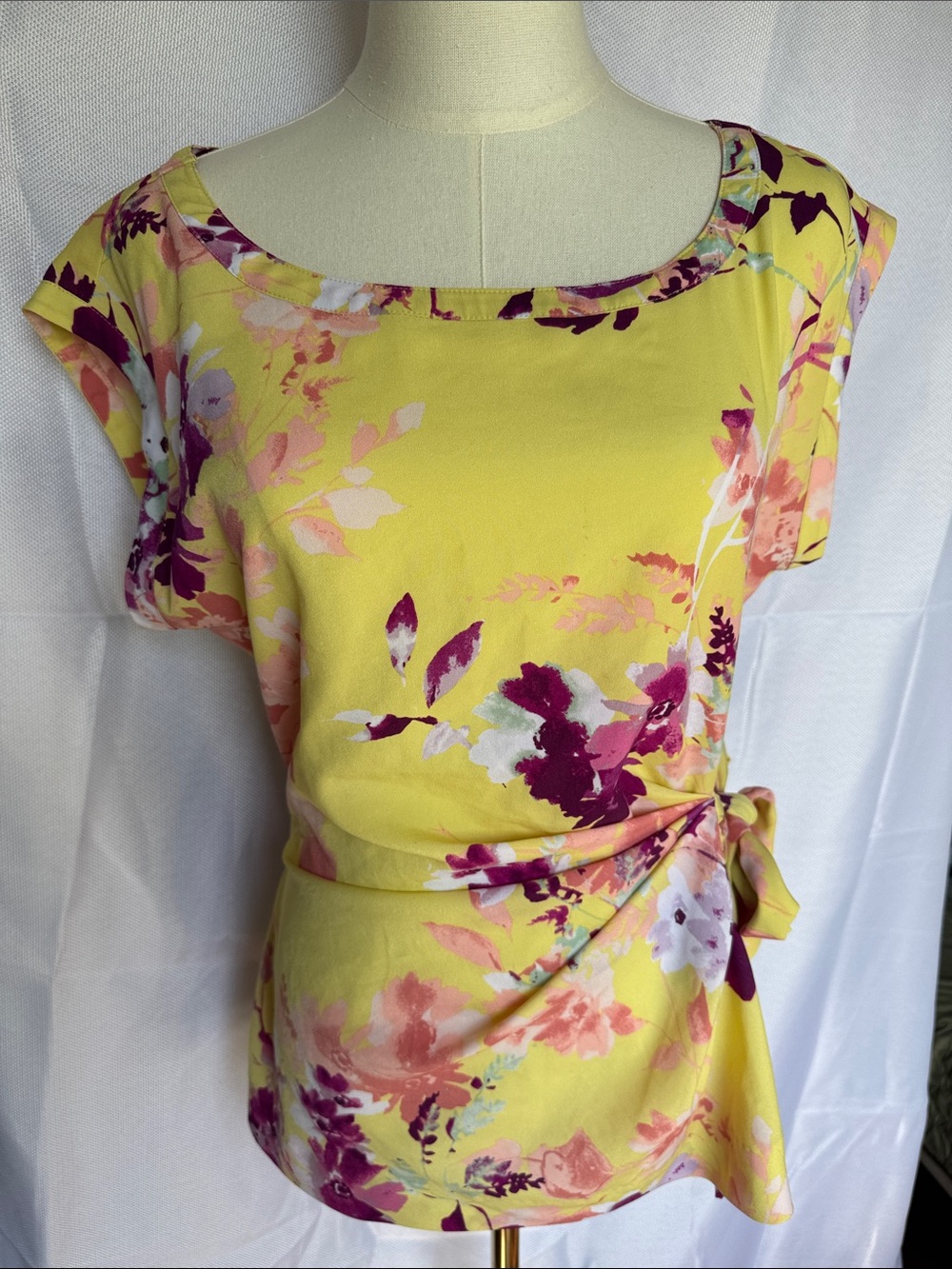 New York & Company Yellow Floral Tie-Side Blouse